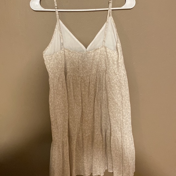 Two-Tone Floral Summer Dress - Picture 3 of 4